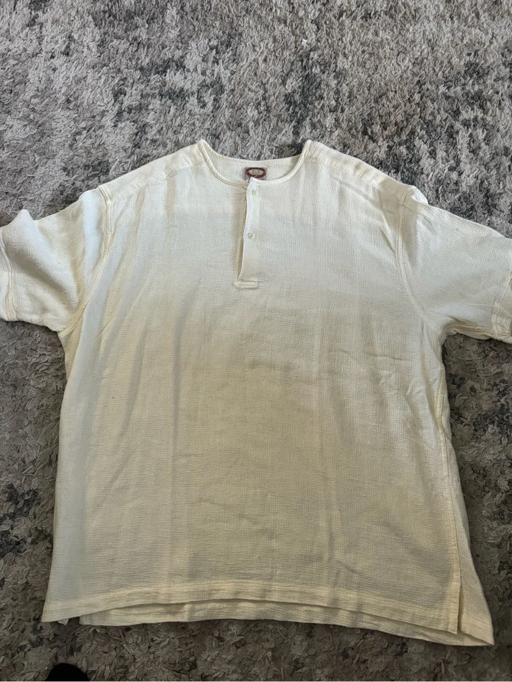 Vintage 1980’s Banana Republic Cream Short-Sleeve Henley Button-Down Shirt xl